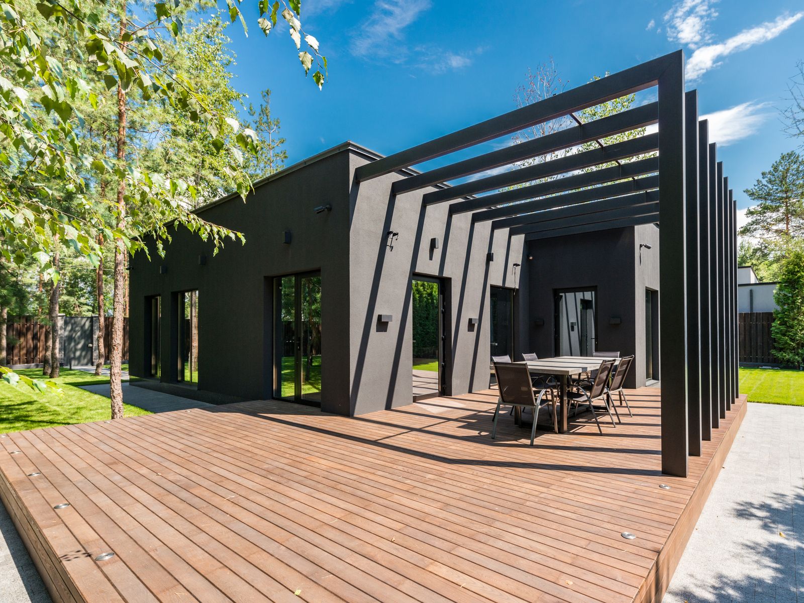 Deck staining in Woodstock, GA — a stained timber deck